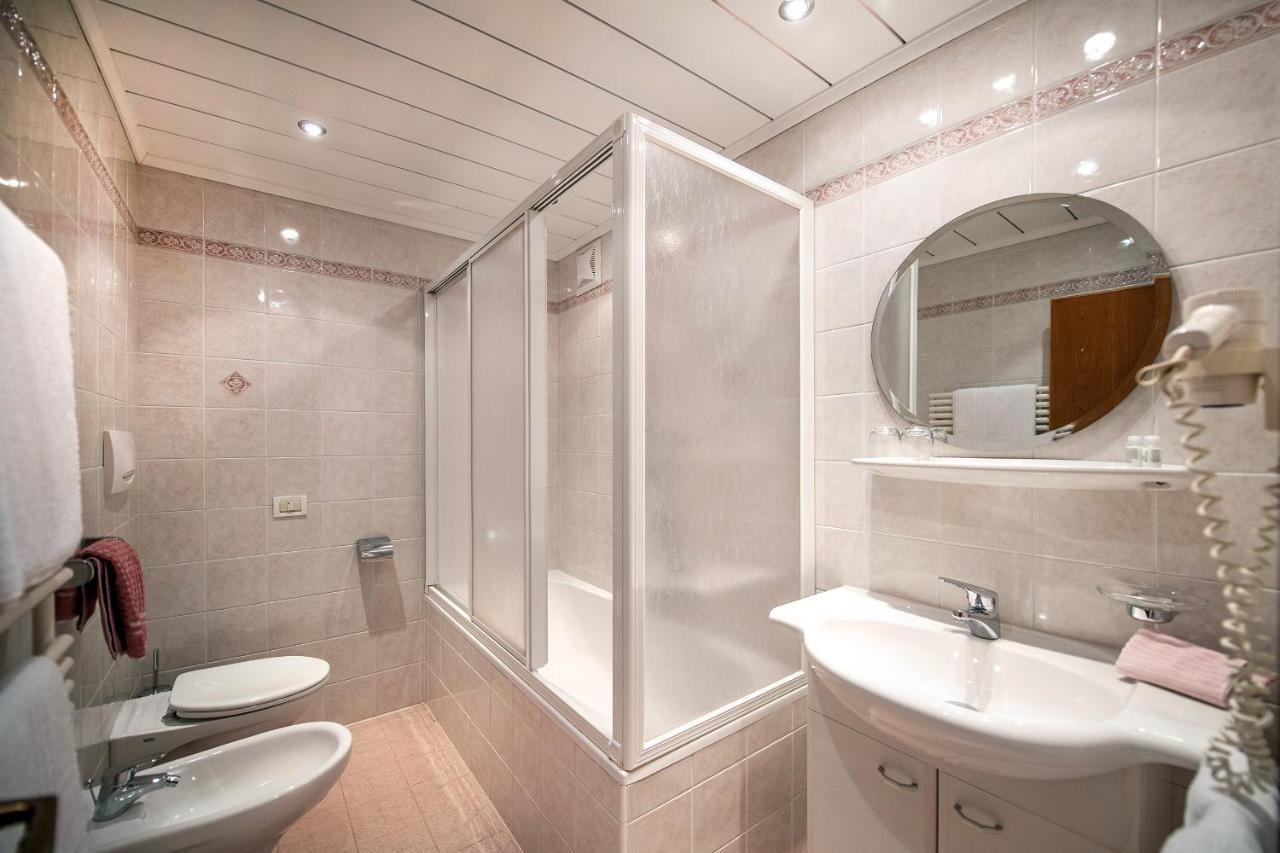 Garni Hotel Max Santa Cristina Val Gardena Eksteriør billede